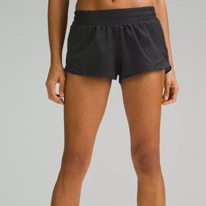 Lululemon Hotty Hot Low-Rise Lined Short 2.5"